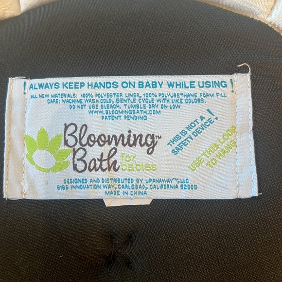 Blooming Bath Lotus for baby bath - Picture 4 of 10